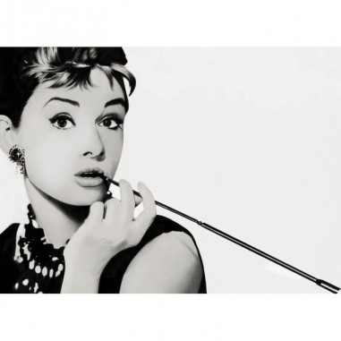Πίνακας σε καμβά Audrey Hepburn smoke