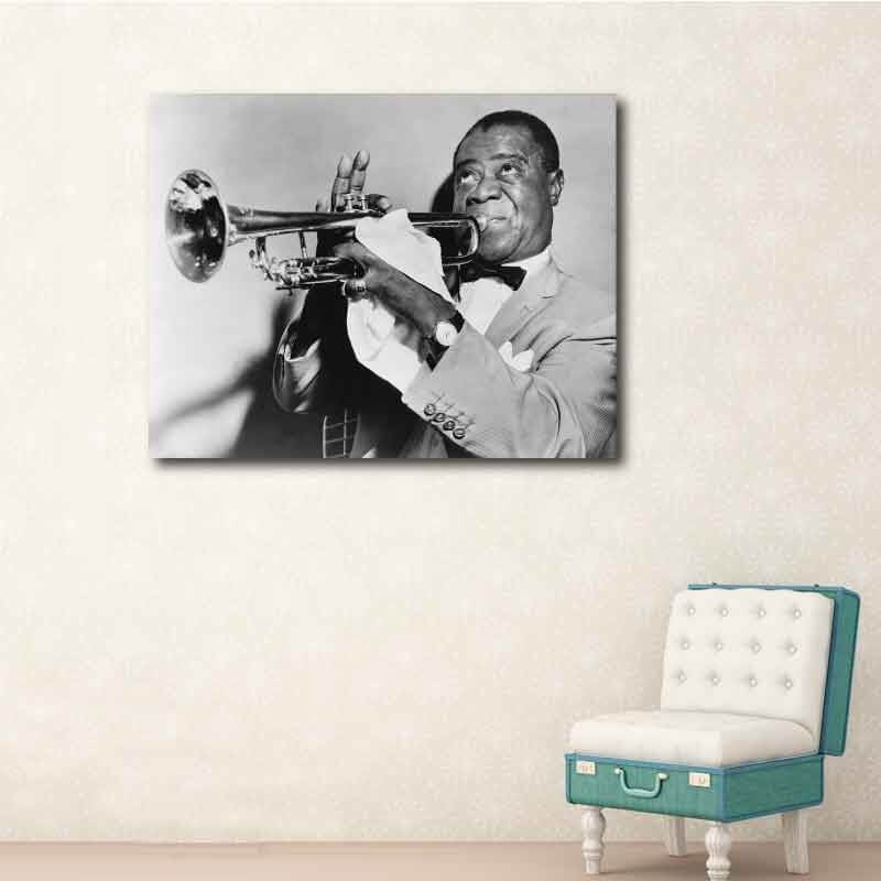 Πίνακας σε καμβά Louis Armstrong with his Sax 78x60 Τελαρωμένος καμβάς σε ξύλο με πάχος 2cm